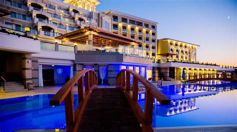 kıbrıs merit park otel fiyatları